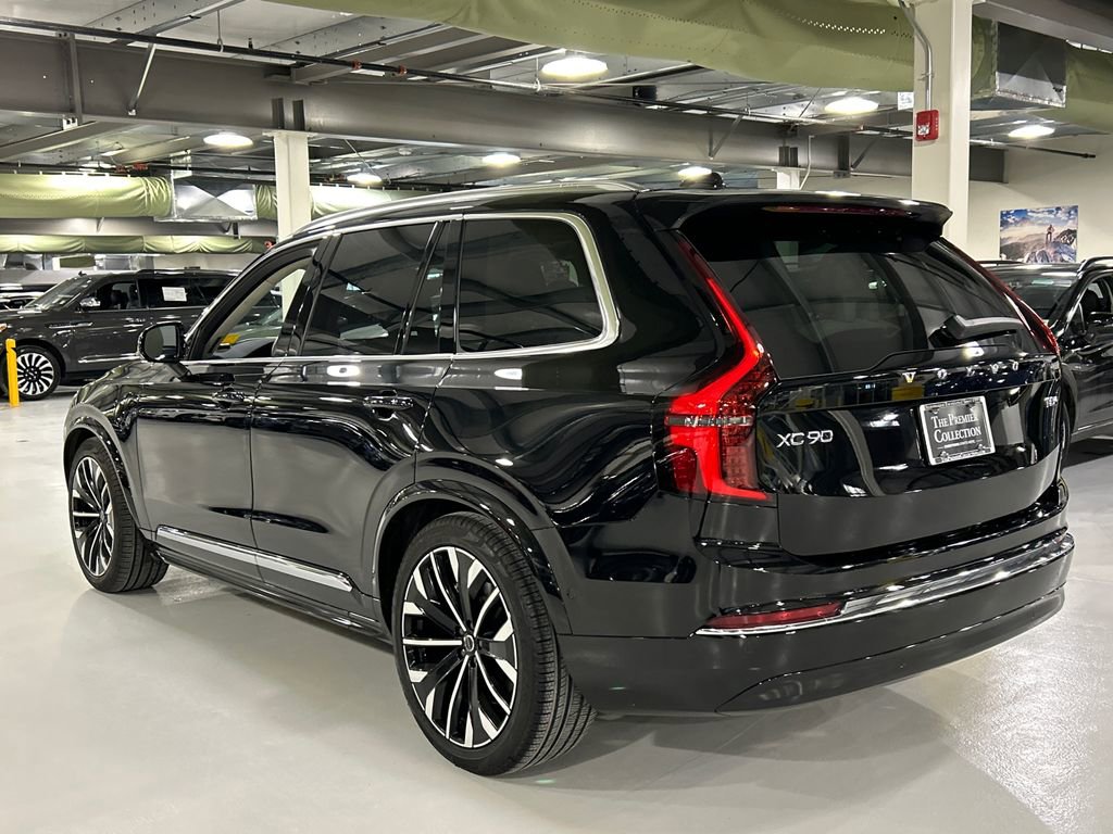 Certified 2025 Volvo XC90 T8 Ultra AWD/4WD image 4