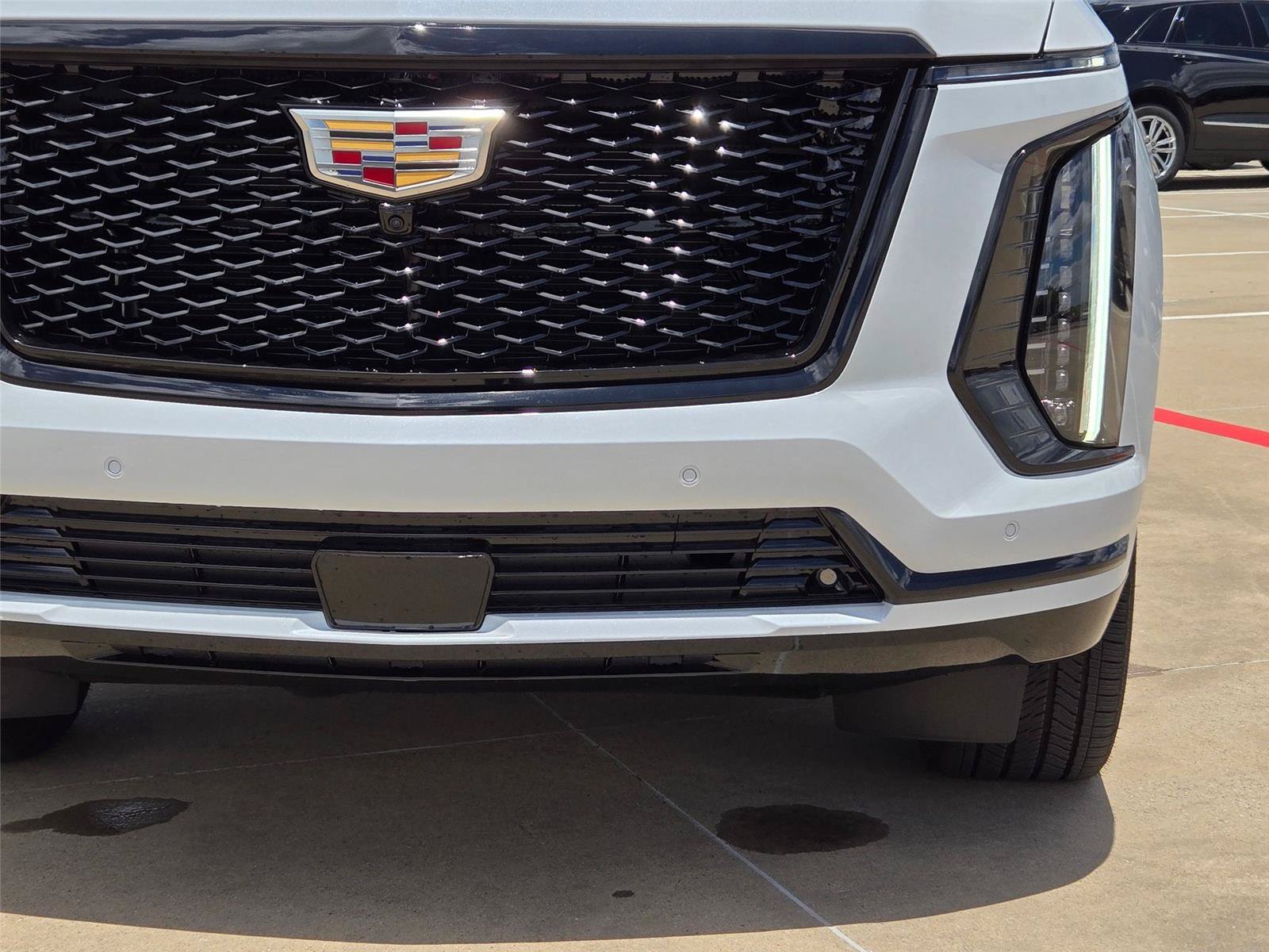 New 2026 Cadillac Escalade ESV Platinum Sport w/ LPO, Floor Liner Package AWD/4WD image 6