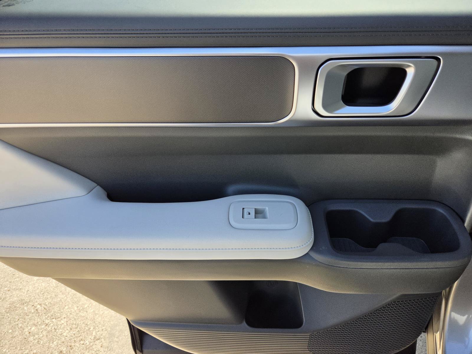 New 2027 Hyundai Santa Fe SEL FWD image 11
