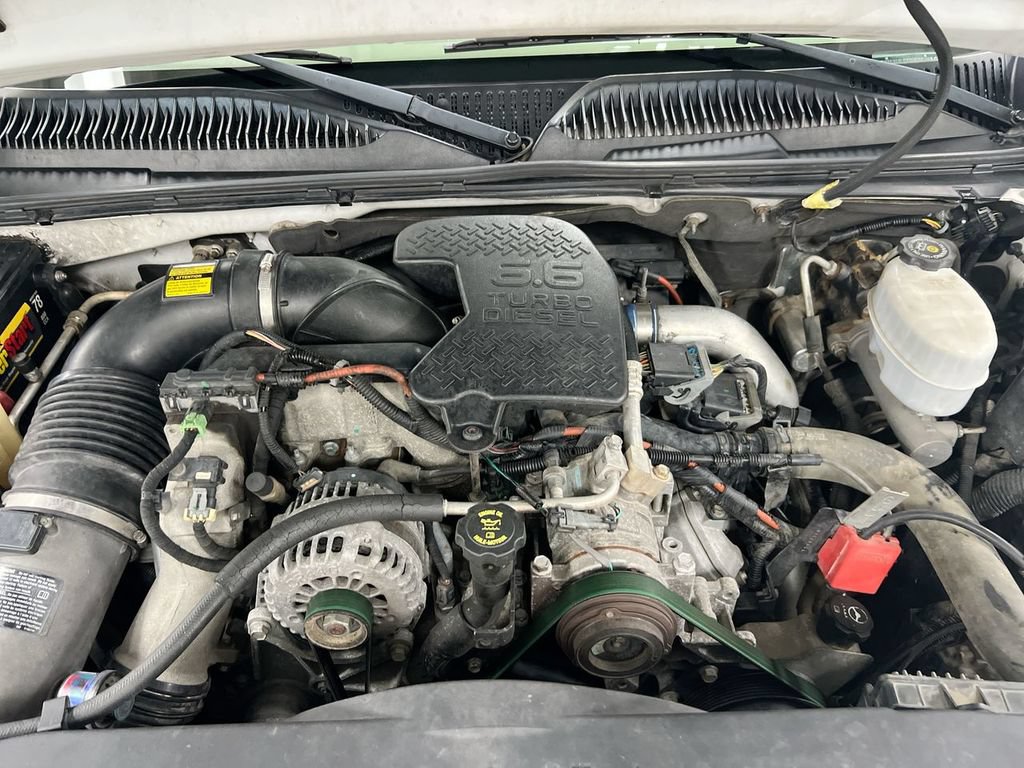 Used 2006 Chevrolet Silverado 2500 LT w/ Heavy-Duty Power Package RWD image 23