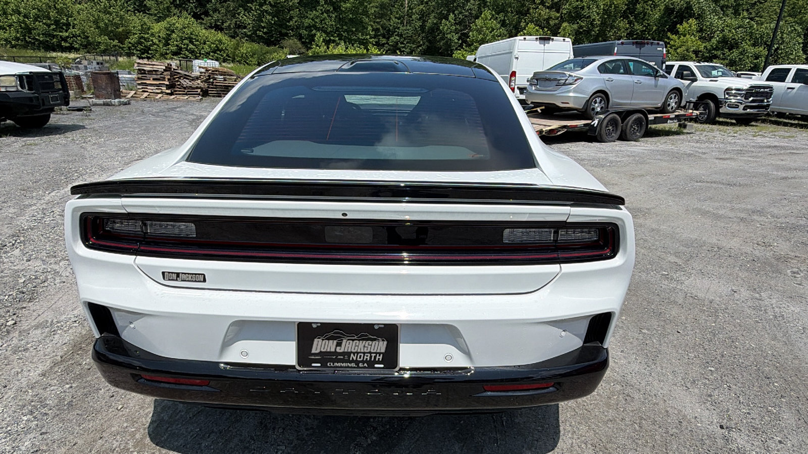 Used 2024 Dodge Charger Daytona Scat Pack w/ Plus Group AWD/4WD image 9