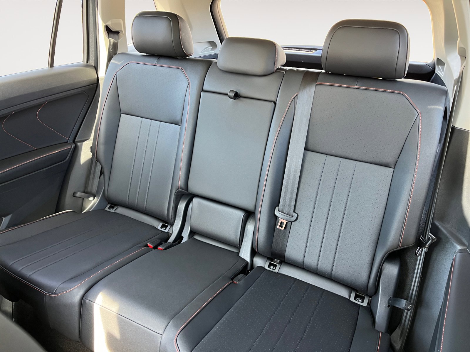 Certified 2024 Volkswagen Tiguan Wolfsburg Edition image 14