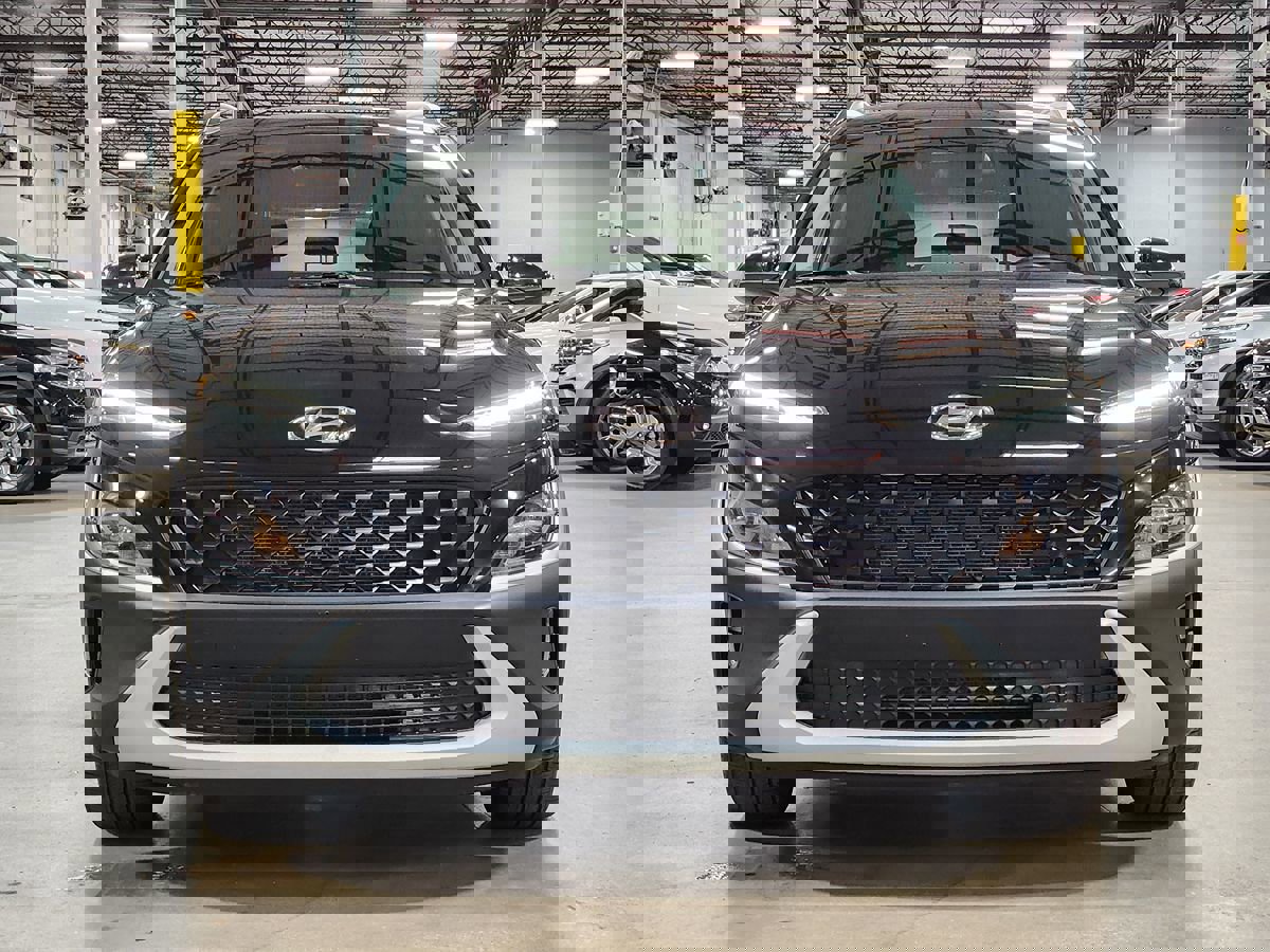 Used 2023 Hyundai Kona SEL w/ Convenience Package AWD/4WD image 2