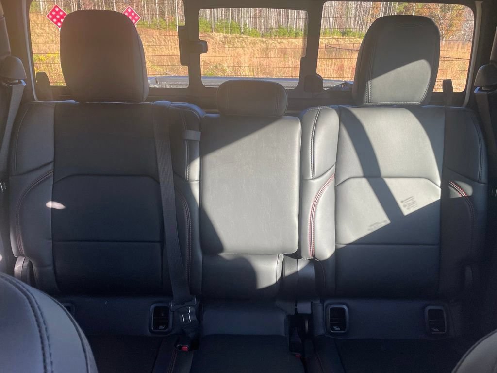 New 2026 Jeep Gladiator Rubicon AWD/4WD image 18