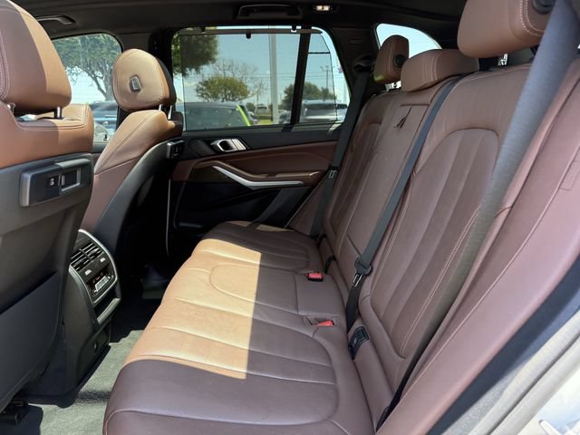 Used 2022 BMW X5 xDrive40i w/ Premium Package AWD/4WD image 25