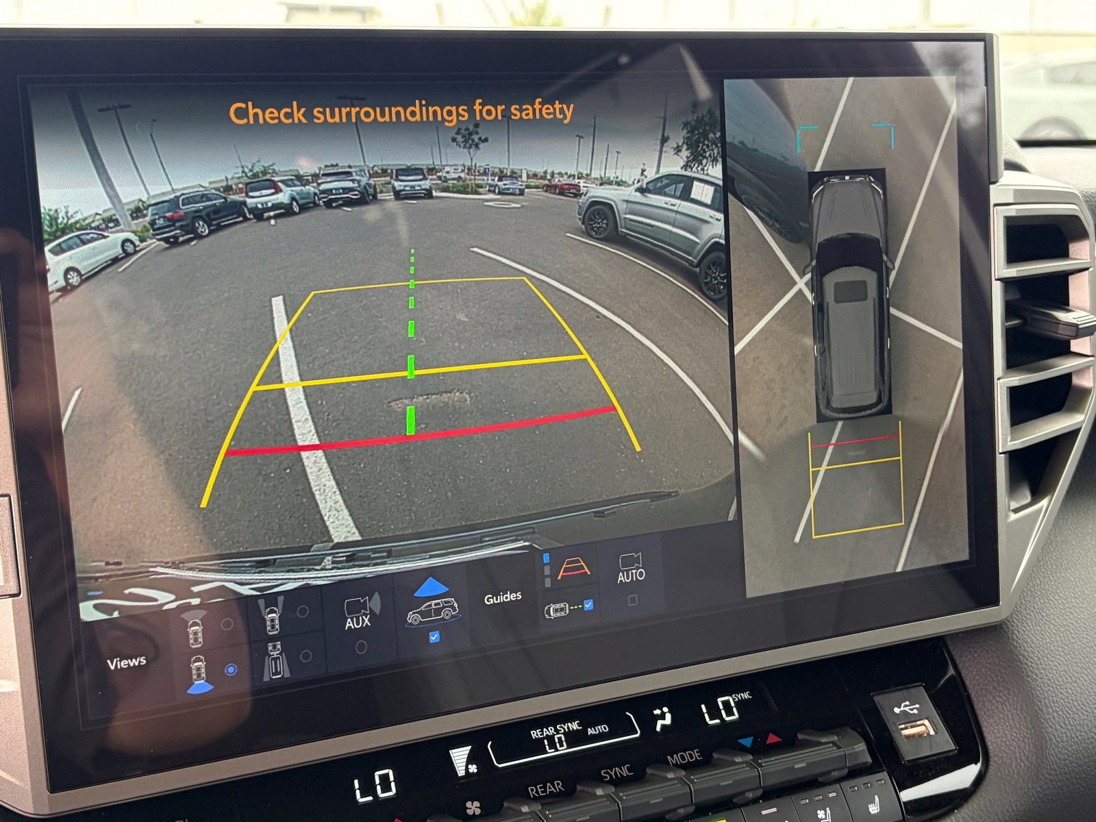 Used 2026 Toyota Sequoia Limited w/ Tow Technology Package AWD/4WD image 24