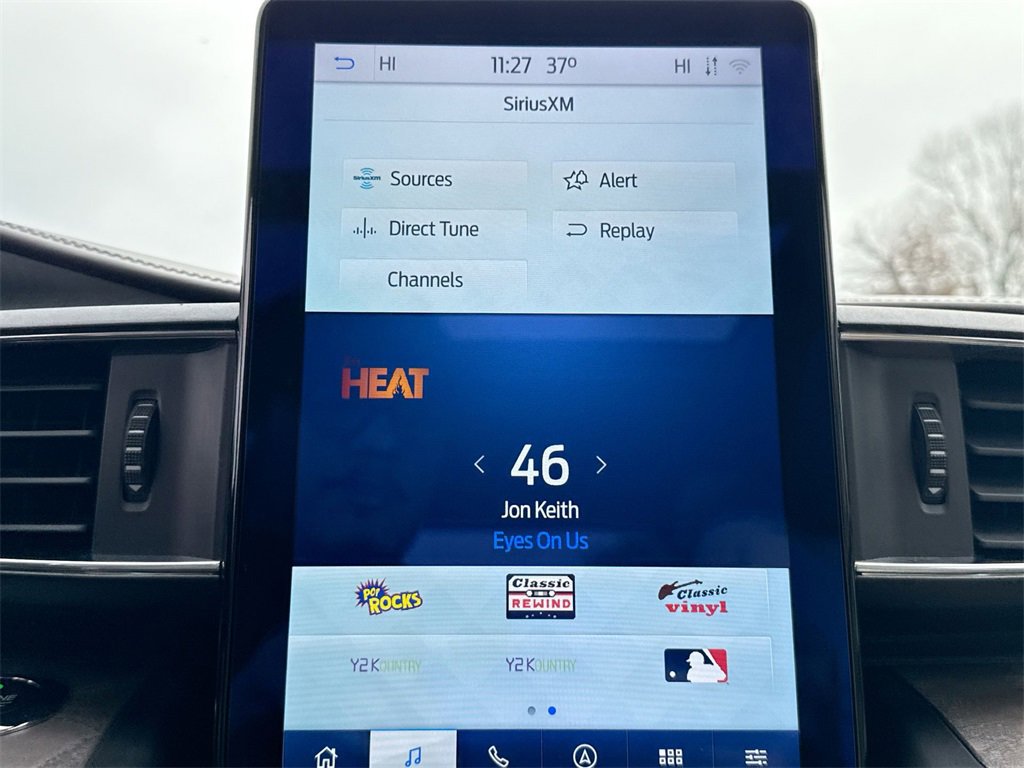 Used 2020 Ford Explorer Platinum w/ Premium Technology Package image 12