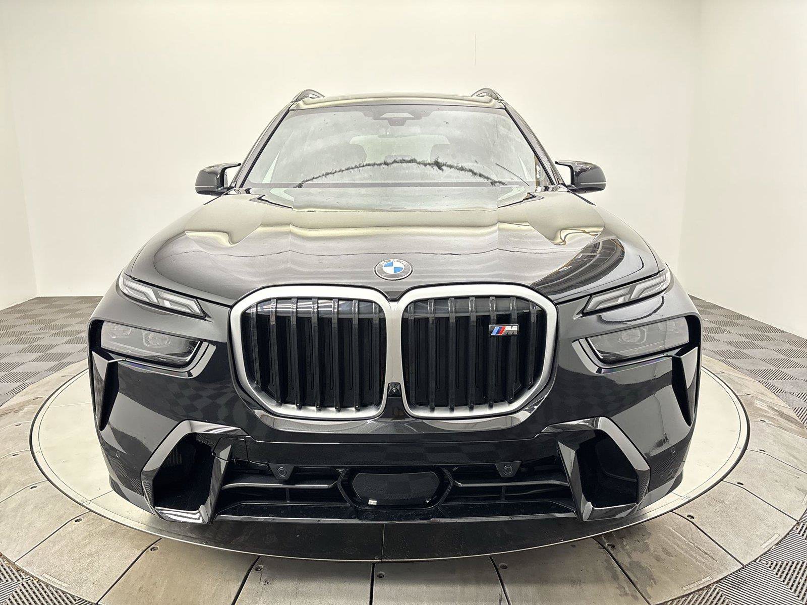 Used 2024 BMW X7 M60i AWD/4WD image 14