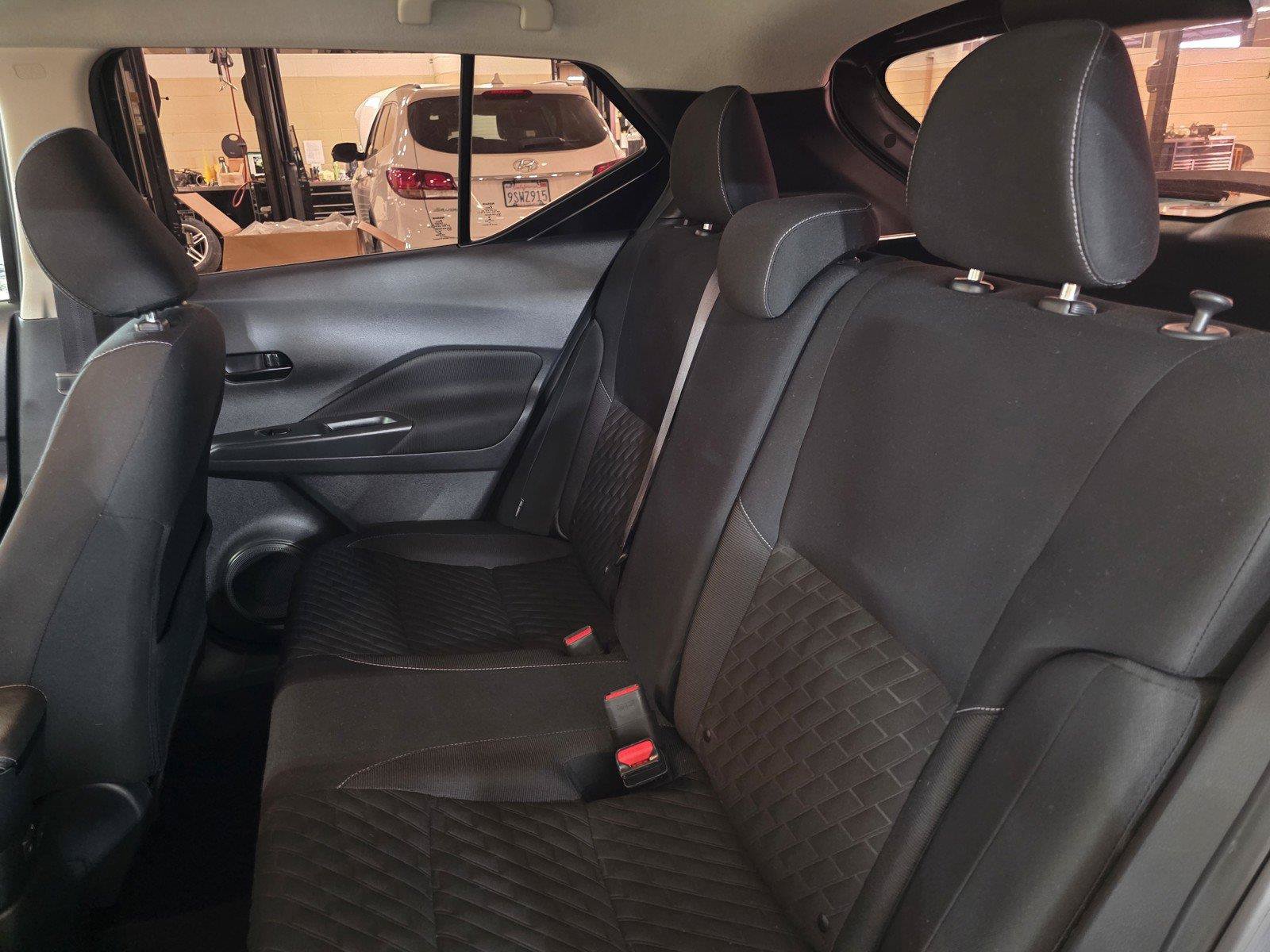 Used 2021 Nissan Kicks S FWD image 14