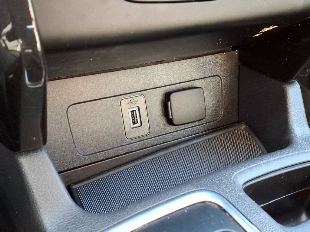 Used 2019 Ford Escape Titanium AWD/4WD image 27