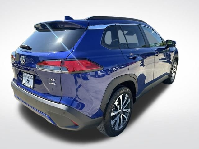 Used 2022 Toyota Corolla Cross XLE w/ Convenience Package AWD/4WD image 3