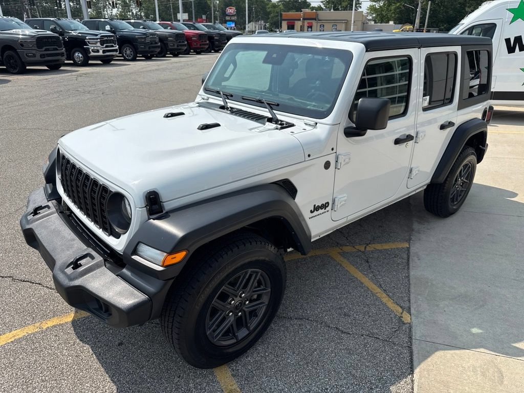 Used 2024 Jeep Wrangler Unlimited Sport AWD/4WD image 10