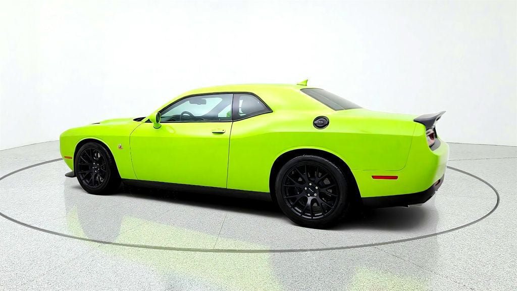 Used 2019 Dodge Challenger R/T Scat Pack w/ Dynamics Package RWD image 7