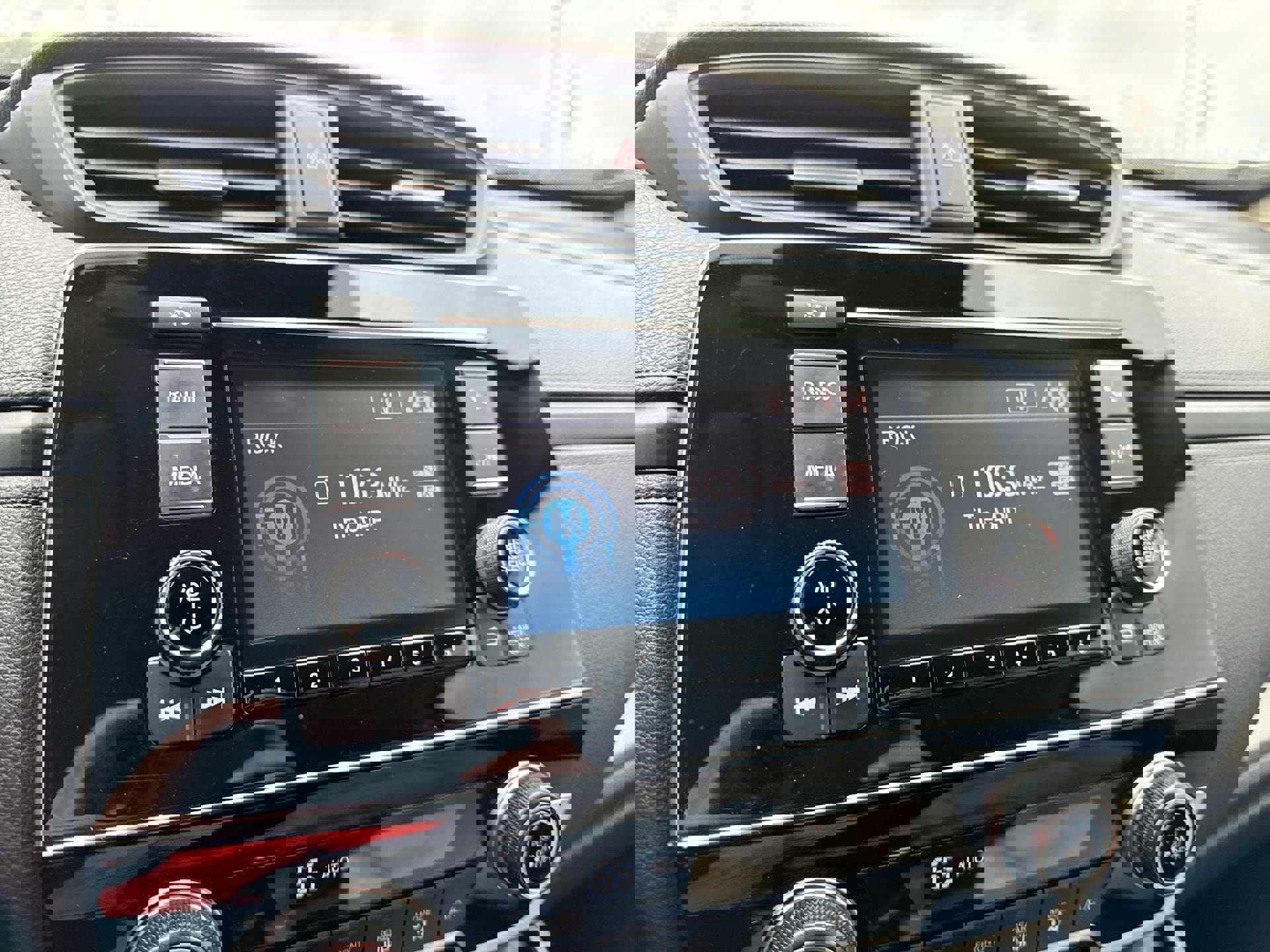 Used 2021 Honda CR-V LX image 12