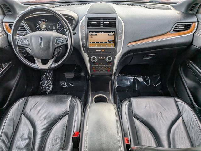 Used 2019 Lincoln MKC Select image 17