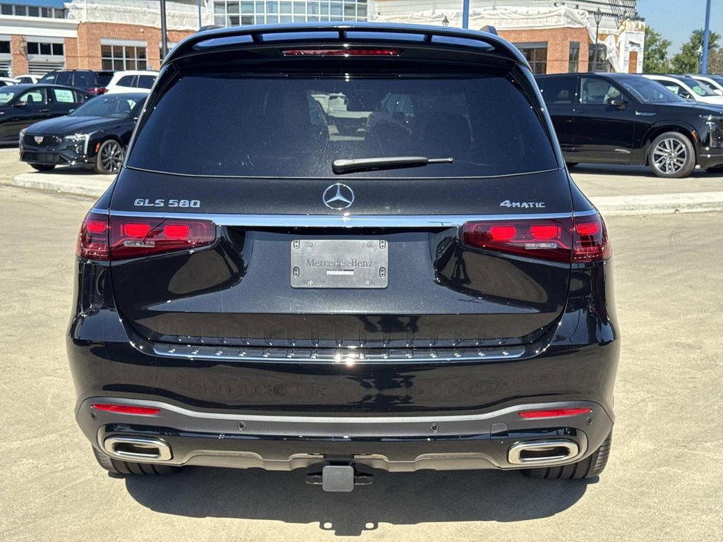 New 2026 Mercedes-Benz GLS 580 4MATIC image 5