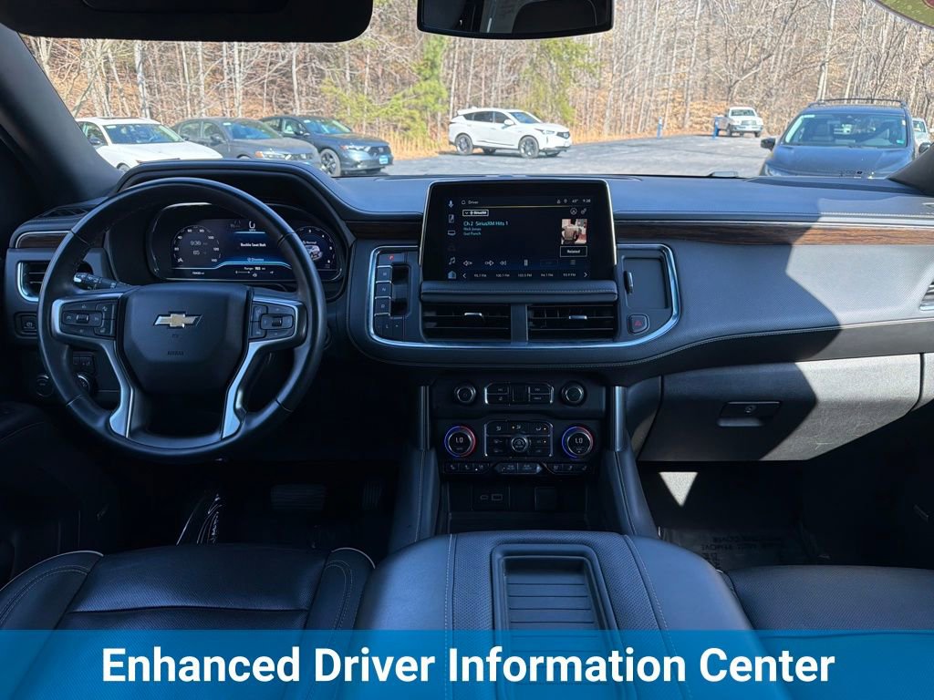 Used 2023 Chevrolet Suburban Premier image 16