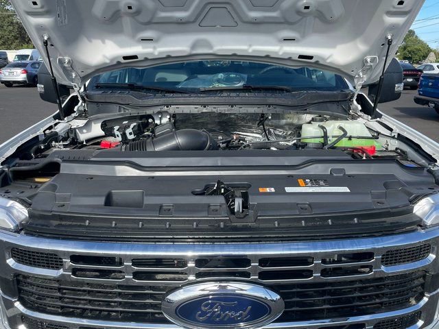 New 2025 Ford F450 XL w/ XL Chrome Package image 32