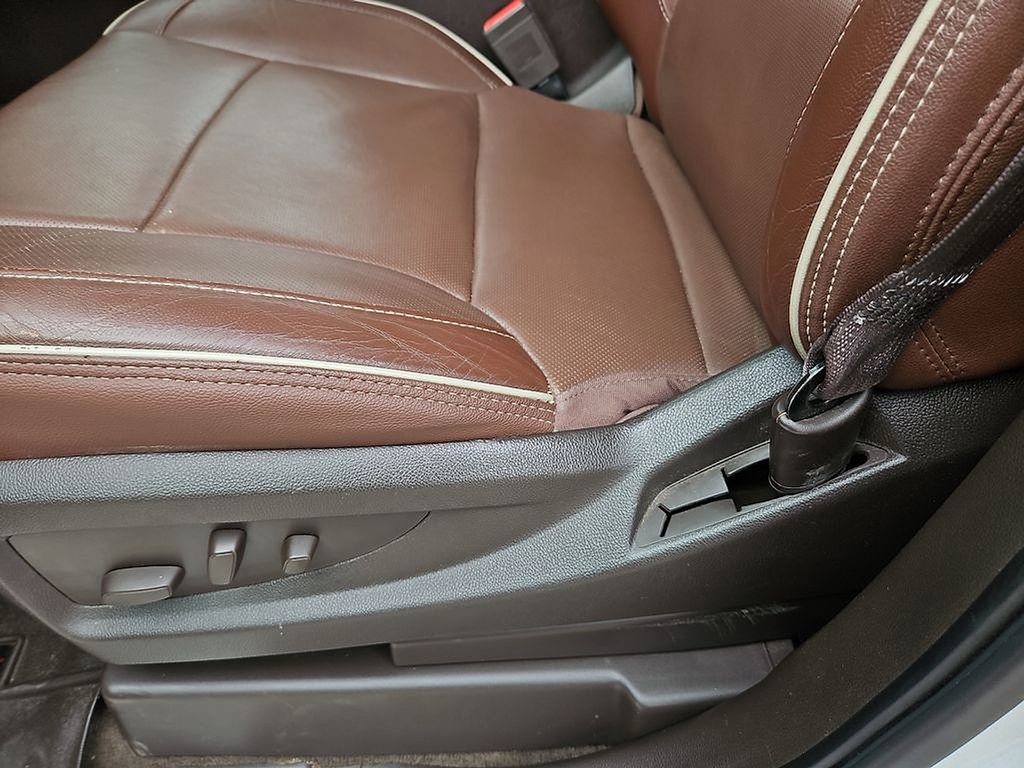 Used 2017 Chevrolet Silverado 1500 High Country image 24