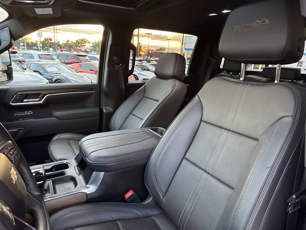 Certified 2025 Chevrolet Silverado 1500 High Country w/ High Country Premium Package image 17