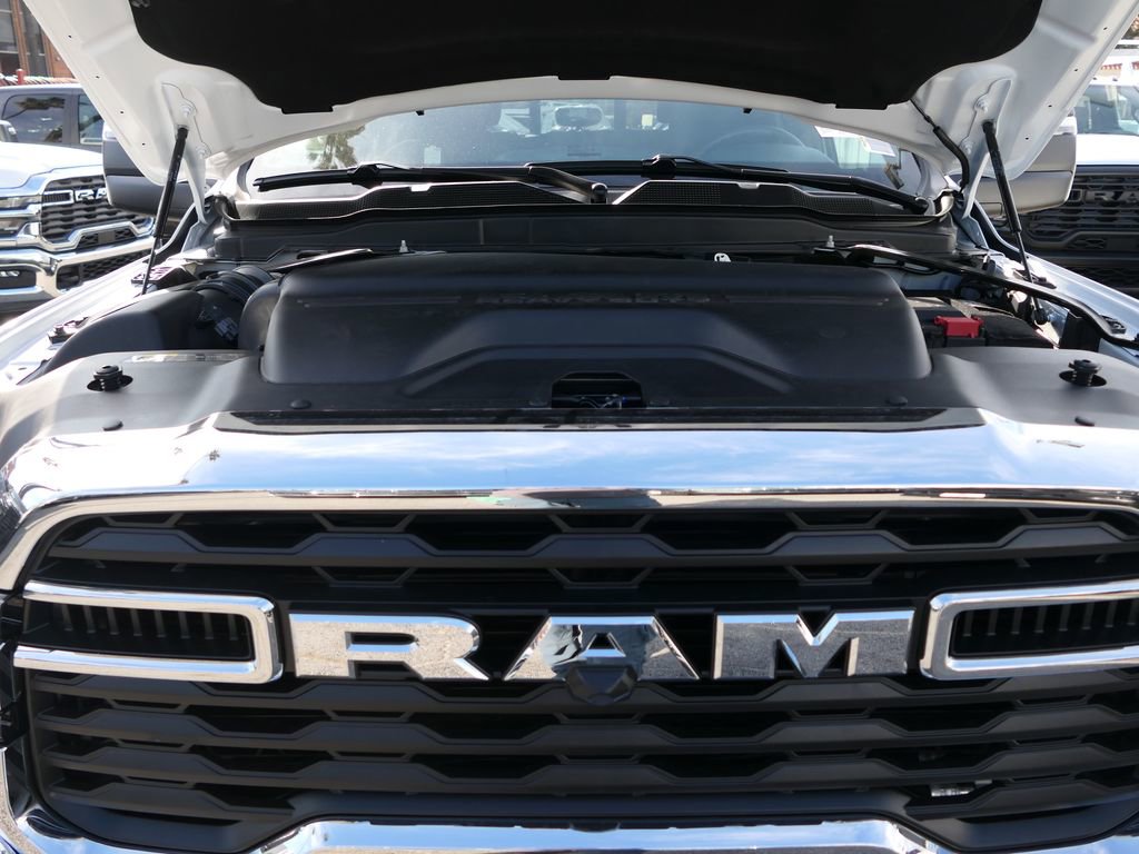 New 2026 RAM 3500 Tradesman AWD/4WD image 24