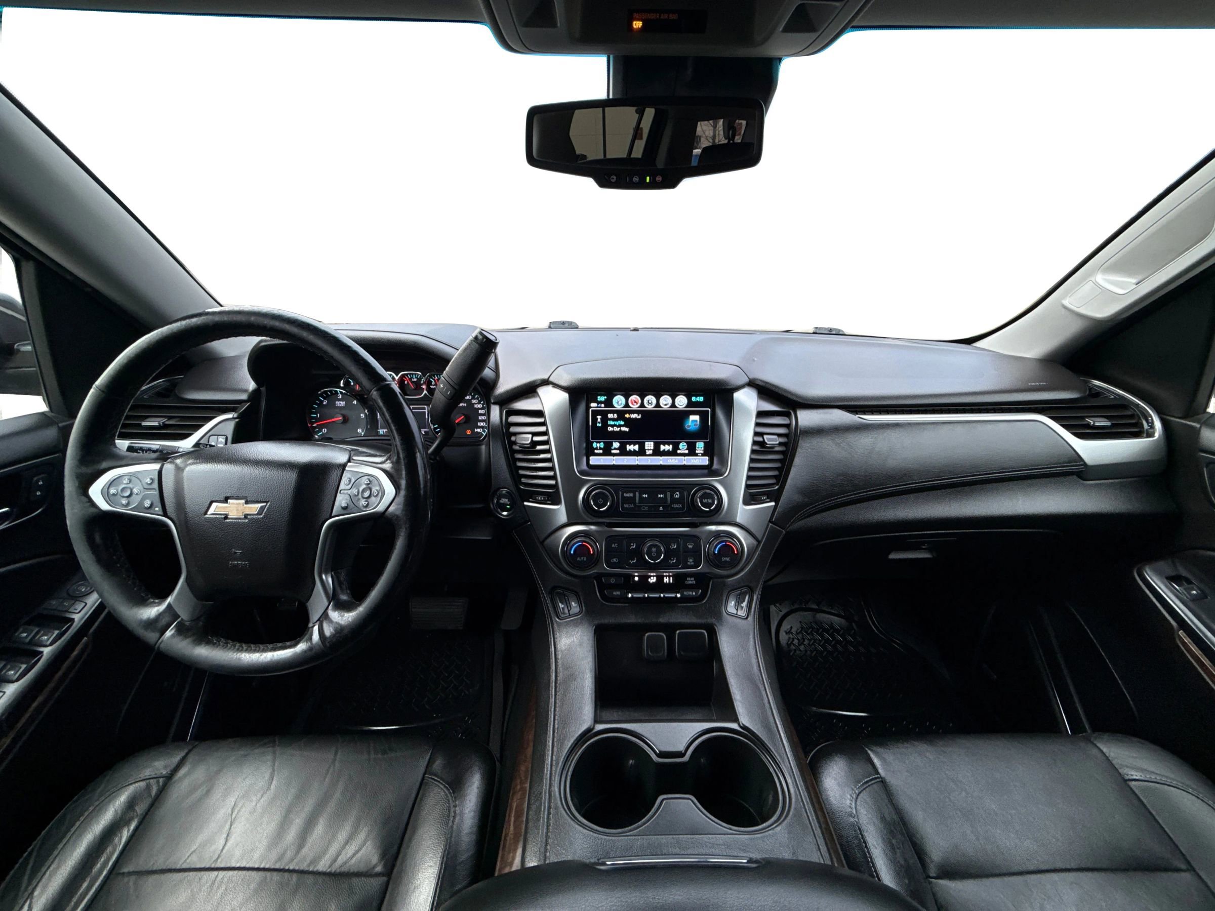 Used 2017 Chevrolet Suburban LT AWD/4WD image 24