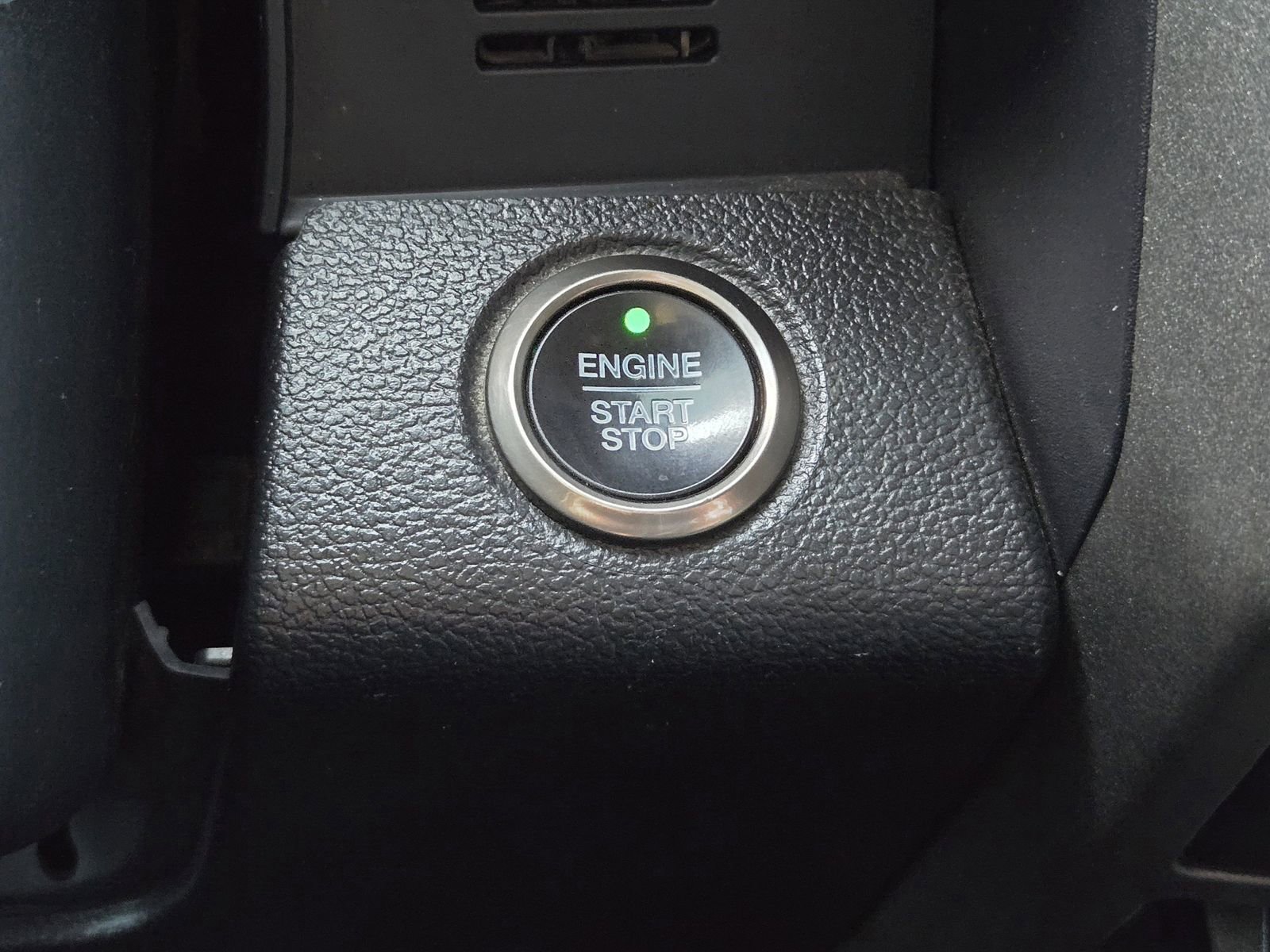 Used 2020 Ford F150 Raptor w/ Equipment Group 802A Luxury image 22