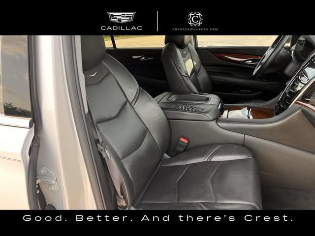 Used 2017 Cadillac Escalade ESV 2WD image 22