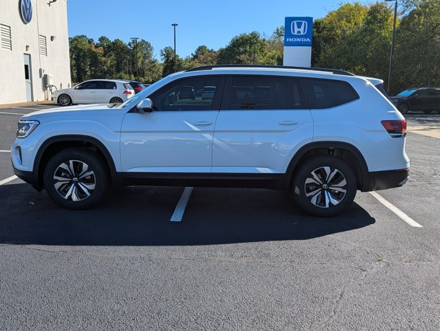 New 2026 Volkswagen Atlas SE FWD image 8