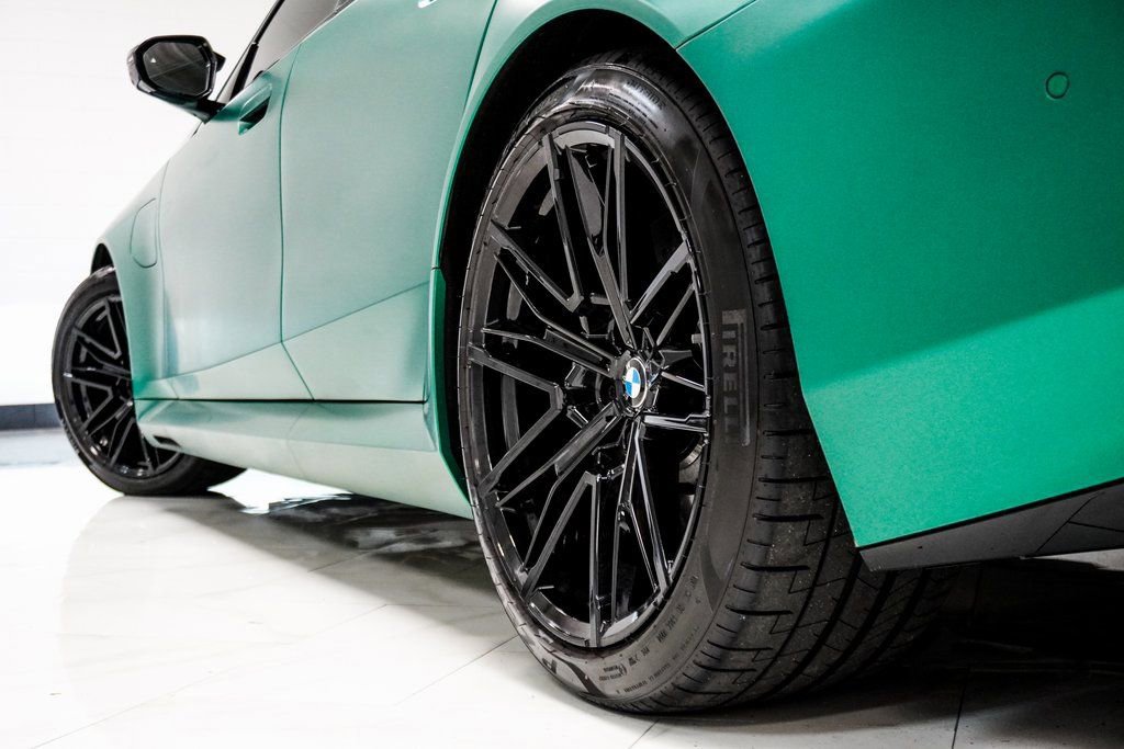 Used 2025 BMW M5 w/ Carbon Package image 10