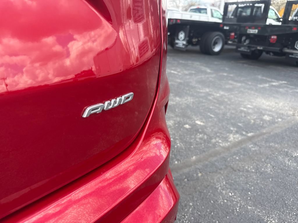 Used 2023 Ford Edge Titanium w/ Equipment Group 301A image 12
