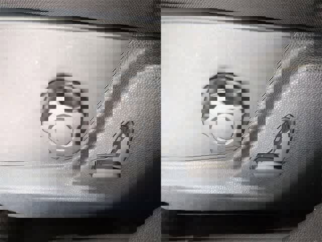 Used 2020 Ford EcoSport SE w/ SE Convenience Package image 18