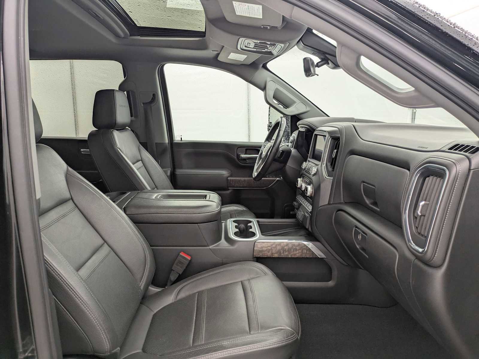 Used 2020 GMC Sierra 3500 Denali w/ Denali Ultimate Package image 24