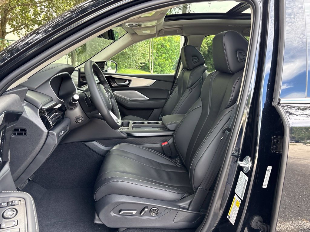 New 2026 Acura MDX w/ Technology Package FWD image 14