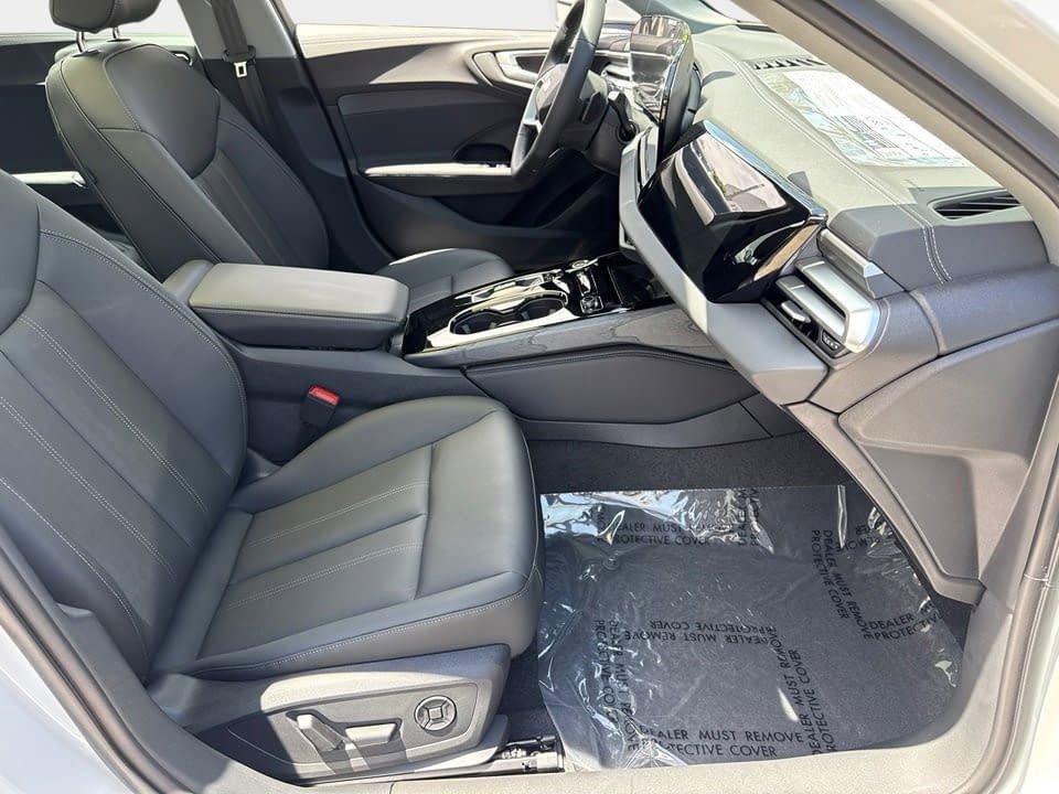 Certified 2025 Audi A5 2.0T Premium w/ Convenience Package image 10