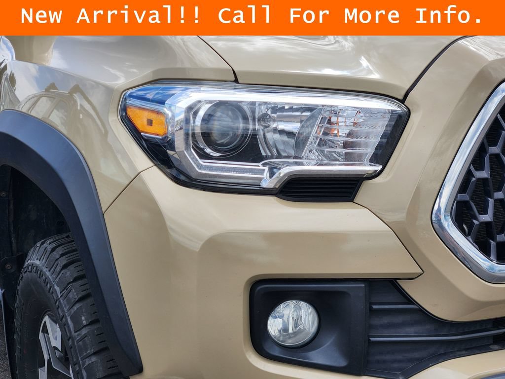 Used 2019 Toyota Tacoma TRD Off-Road AWD/4WD image 8
