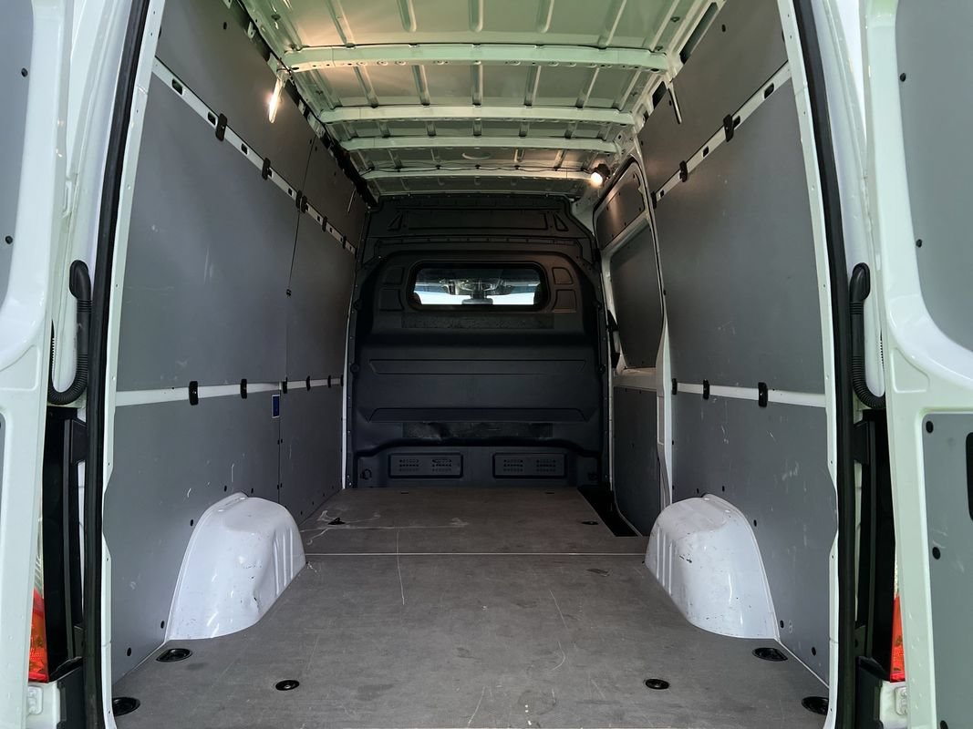 Used 2021 Mercedes-Benz Sprinter 2500 image 27