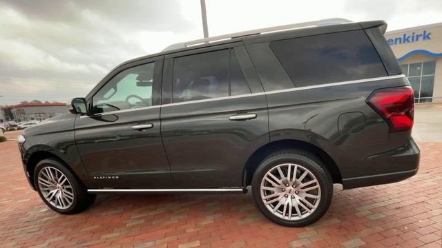 Used 2022 Ford Expedition Platinum image 7