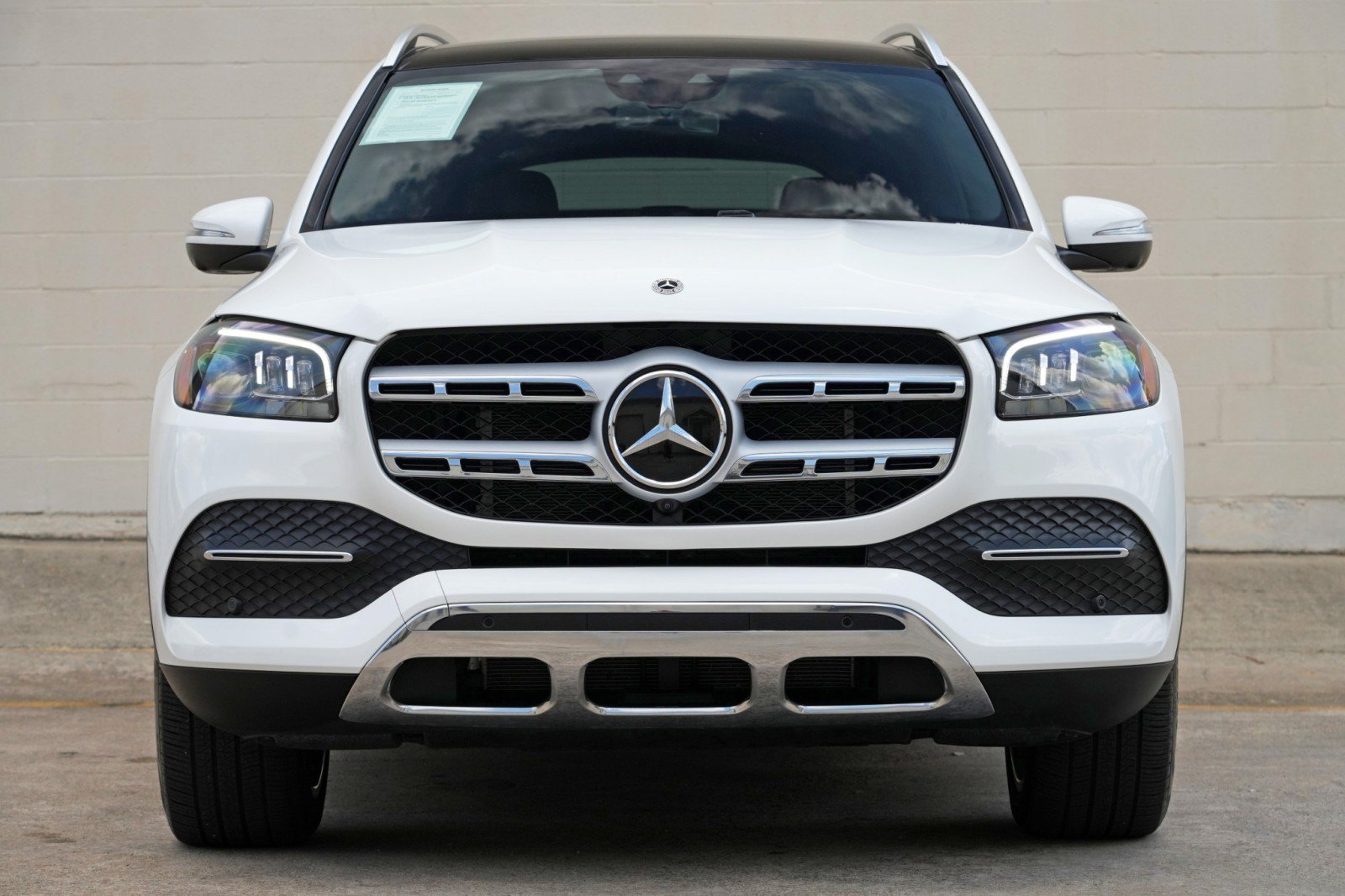 Used 2023 Mercedes-Benz GLS 450 4MATIC image 7