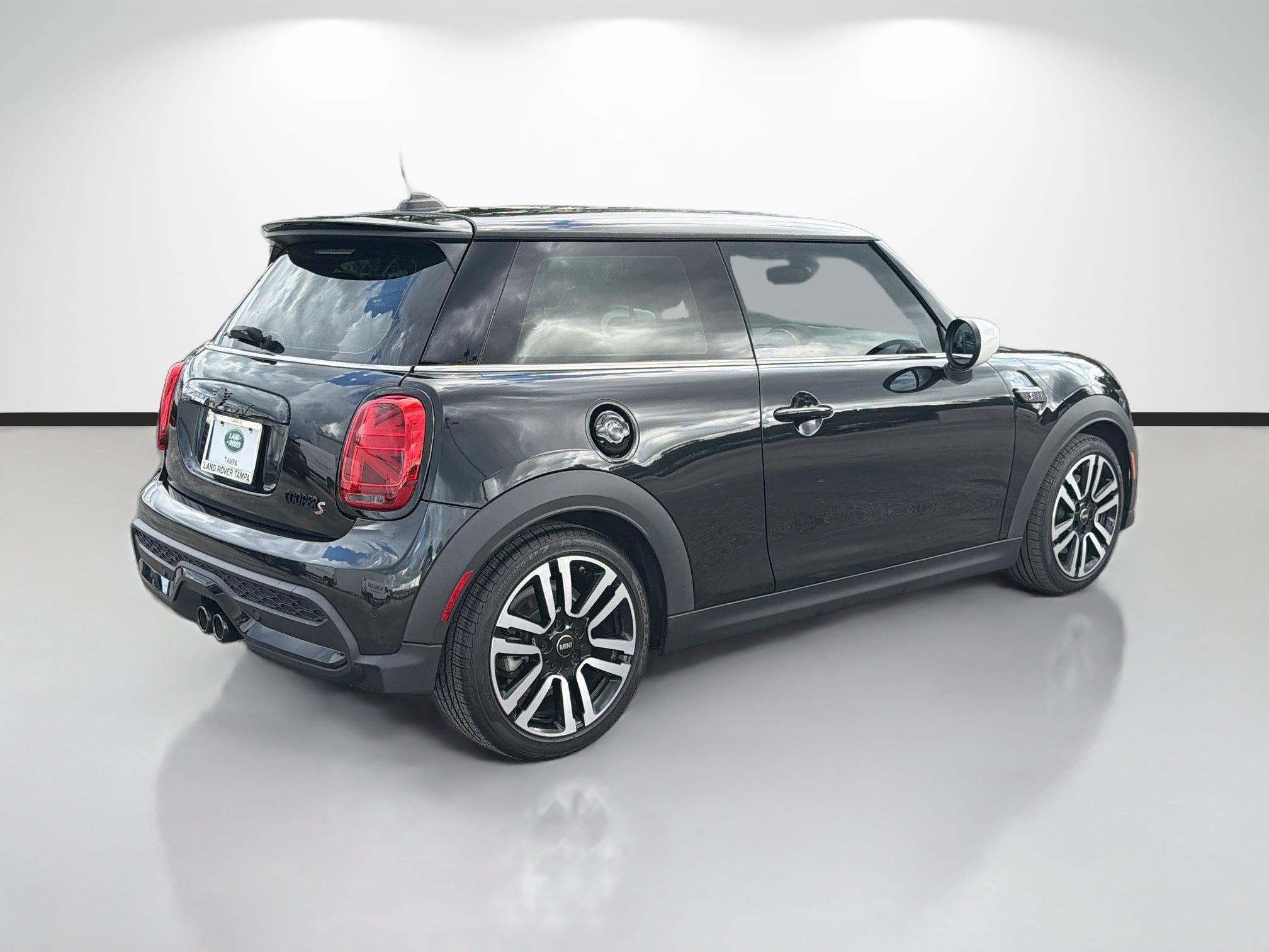 Used 2023 MINI Cooper S FWD image 5