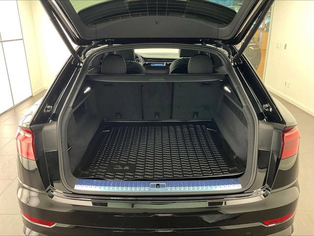 New 2027 Audi Q8 Premium Plus AWD/4WD image 11