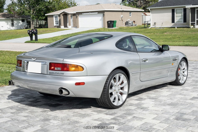 Used 2003 Aston Martin DB7 Vantage RWD image 8
