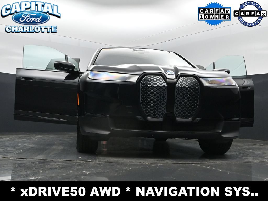 Used 2023 BMW iX xDrive50 AWD/4WD image 36