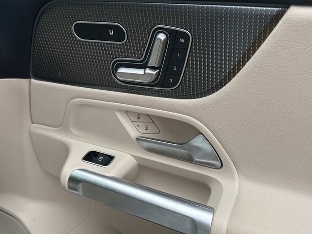 Used 2021 Mercedes-Benz GLB 250 image 20