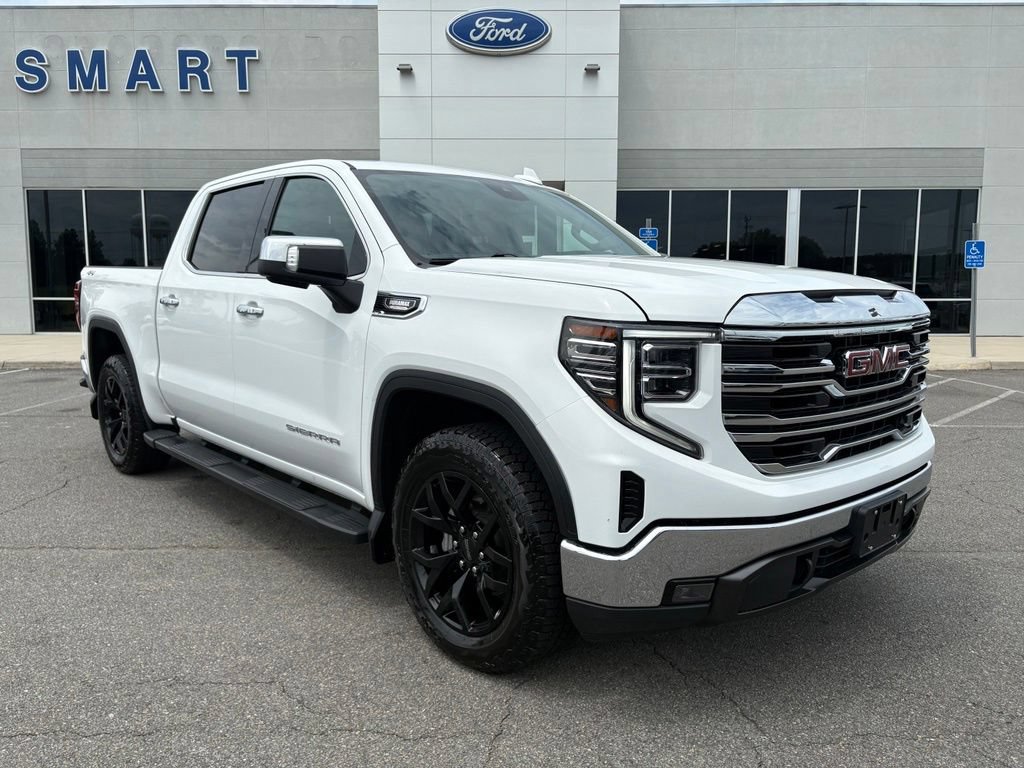 Used 2023 GMC Sierra 1500 SLT AWD/4WD image 1