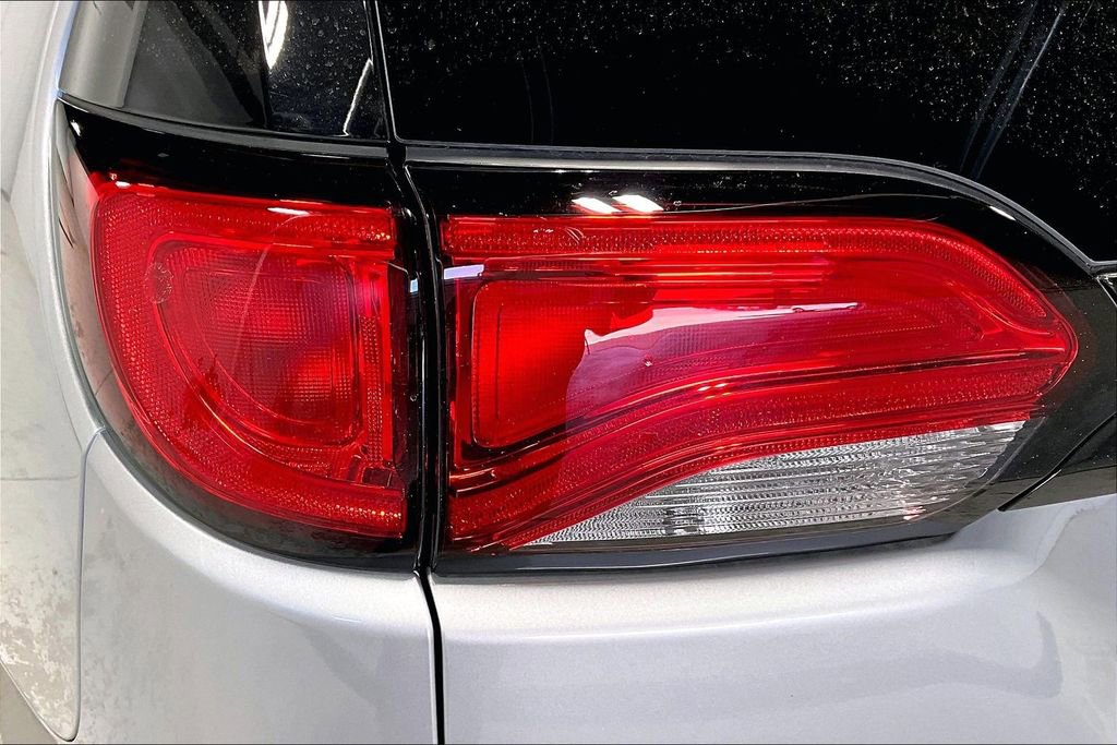 New 2026 Chrysler Voyager LX image 30