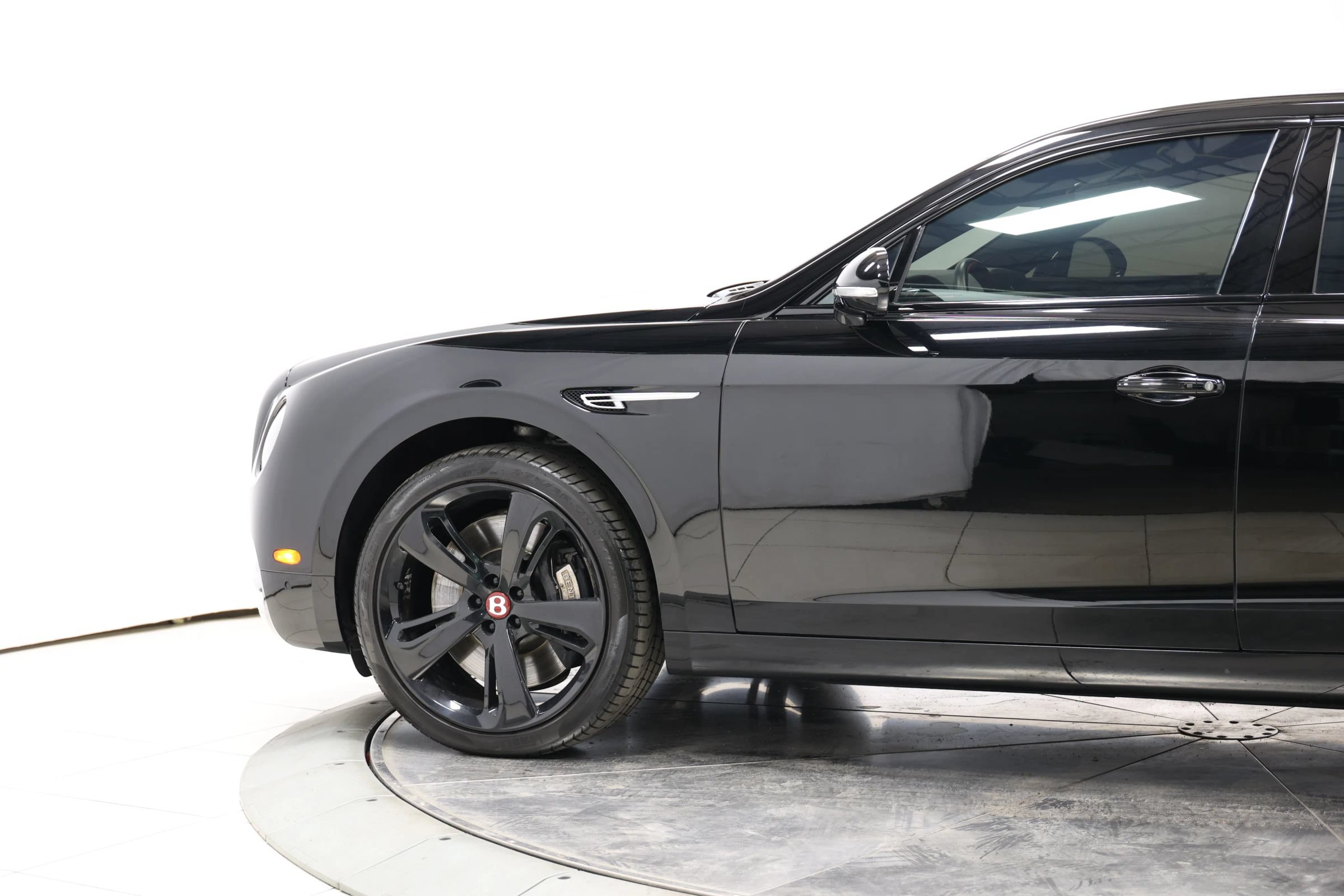 Used 2018 Bentley Flying Spur S V8 w/ Black Edition AWD/4WD image 8