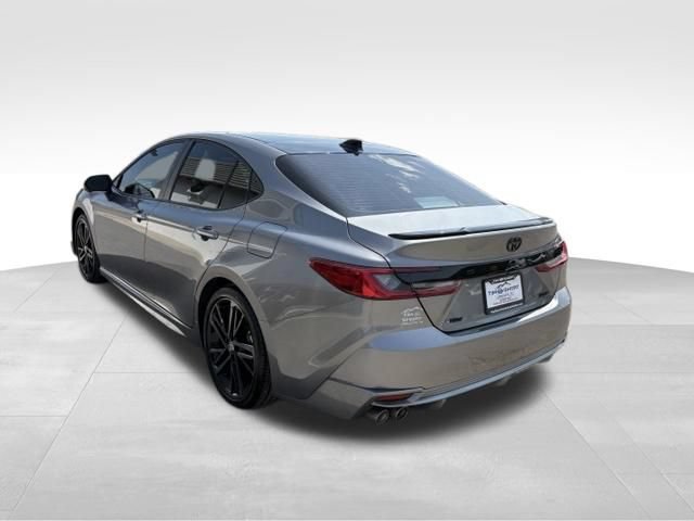Used 2025 Toyota Camry XSE FWD image 11