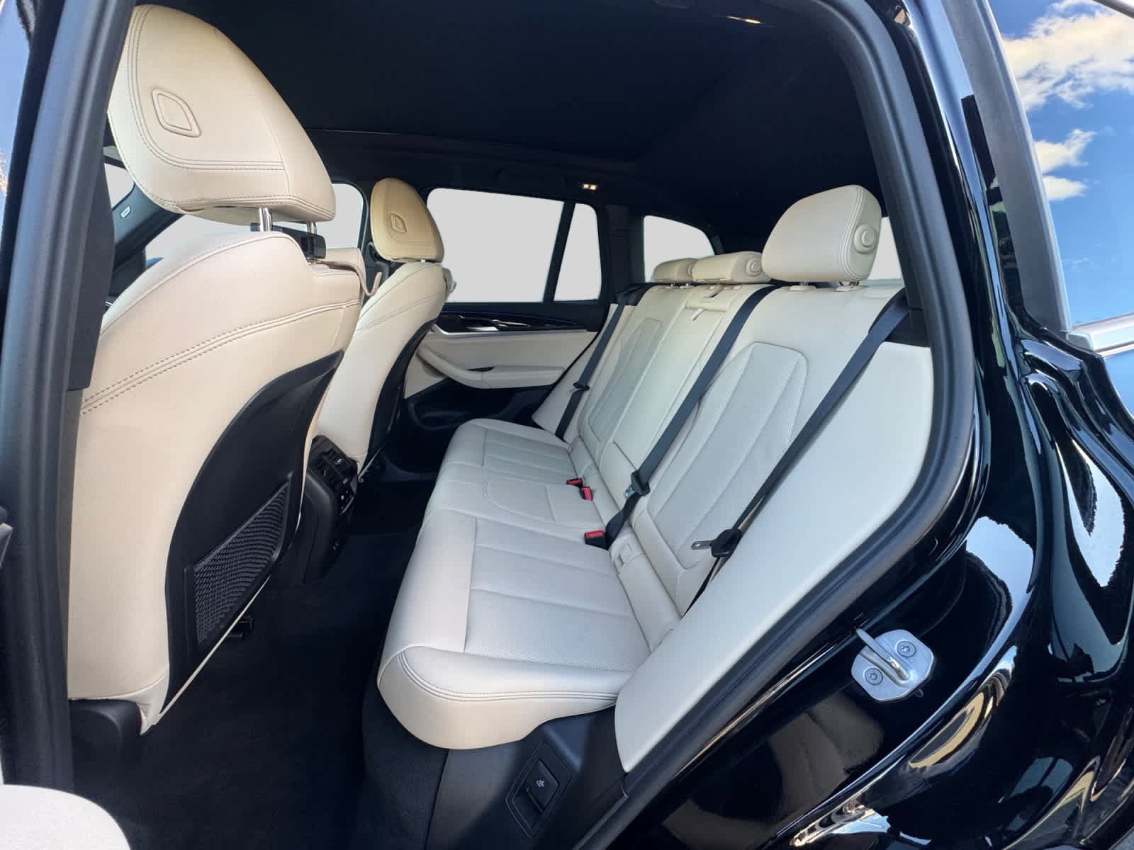Used 2024 BMW X3 xDrive30i w/ Premium Package AWD/4WD image 18