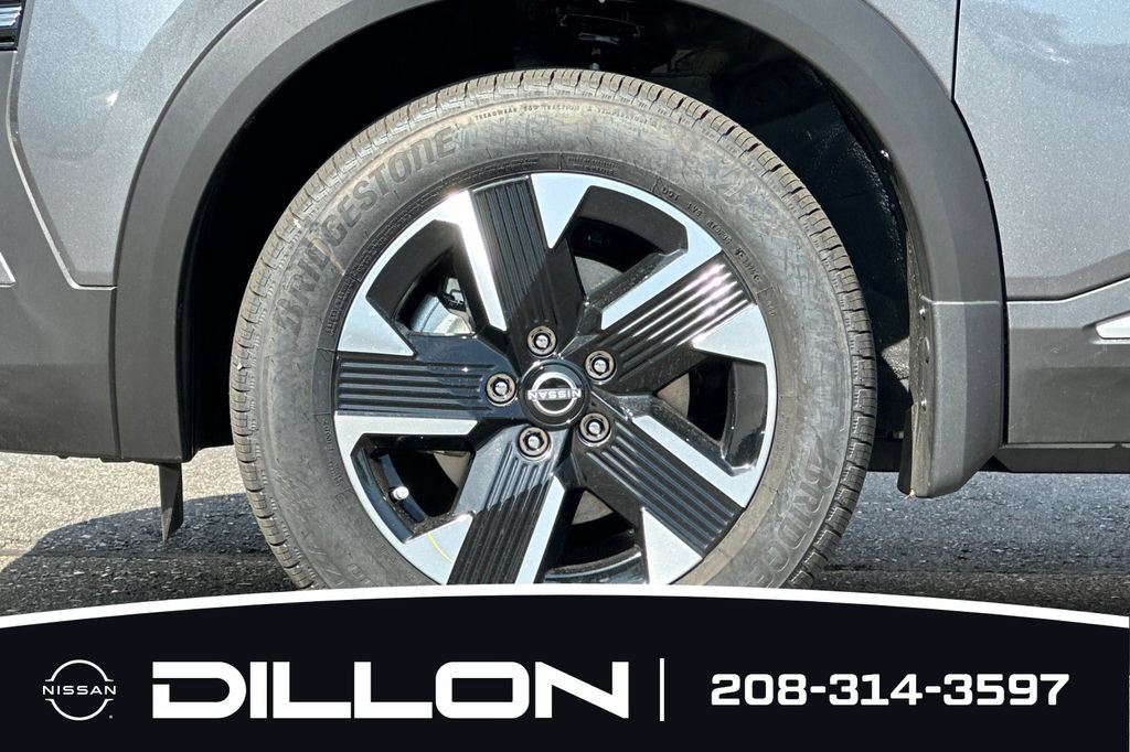 New 2026 Nissan Kicks SV w/ Interior Electronics Package AWD/4WD image 29